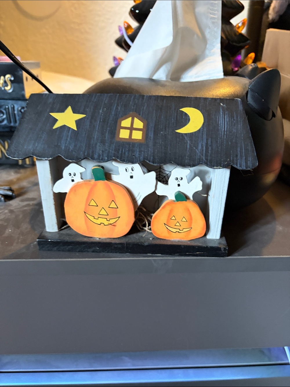 Halloween Pumpkin & Ghost Shelf Decor in Orange and White